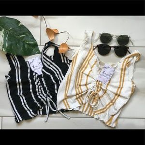 Scrunch top in white/yellow or black/white 🖤💛